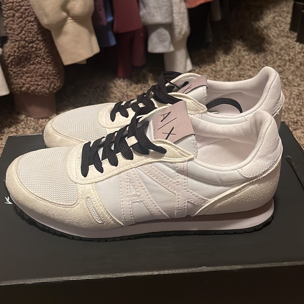 ARMANI EXCHANGE  Low cut sneakers  WHT XDX031 XV308 AX Logo Lace up